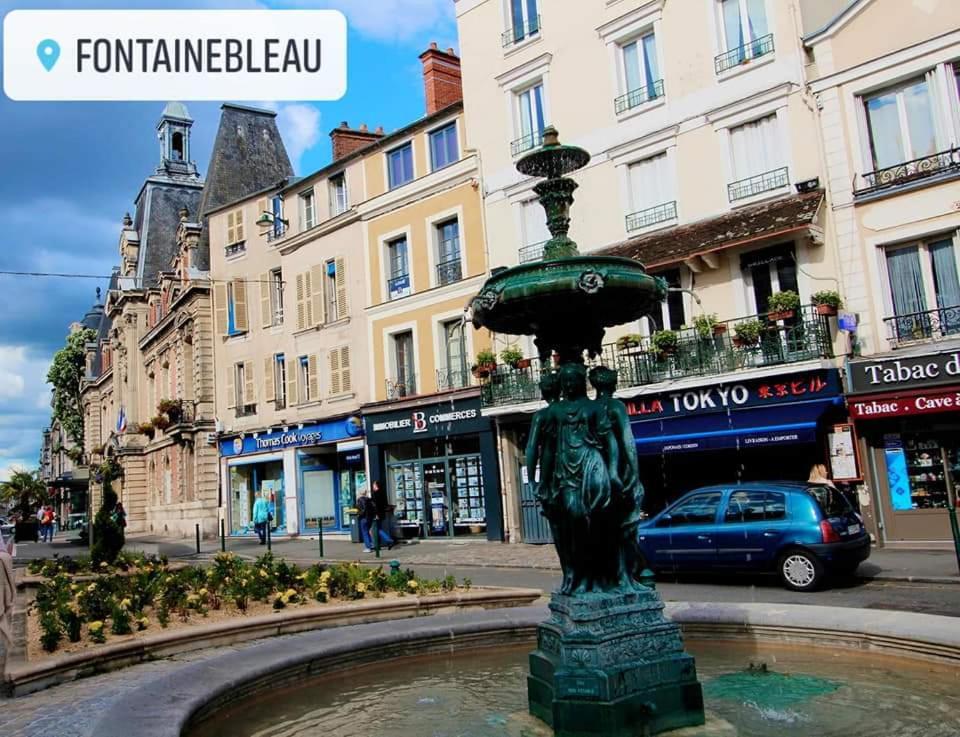 Studio Royal By Beds4Wanderlust - Place Du Marche Avec Parking Prive Fontainebleau Værelse billede